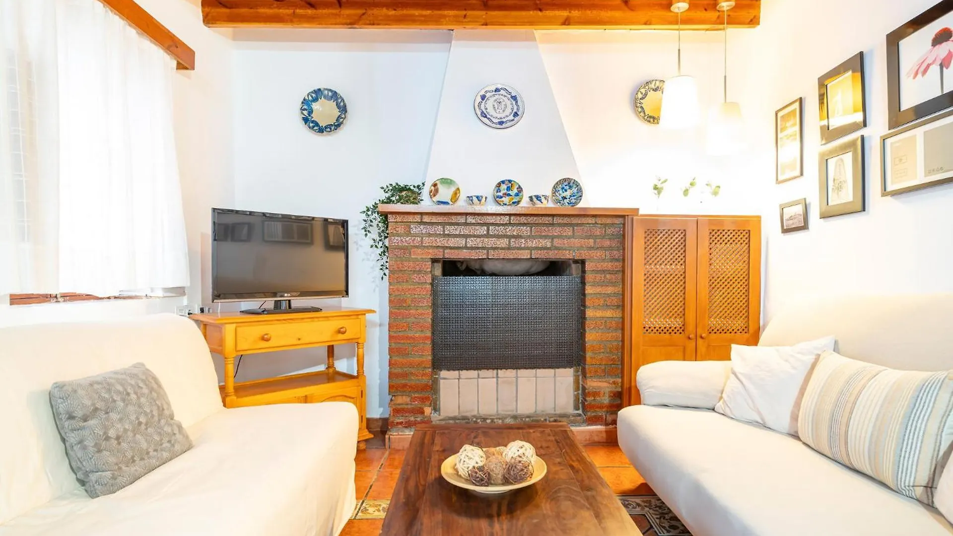 Cozy Apartment In Hortichuelas With Kitchenette Las Hortichuelas Bajas