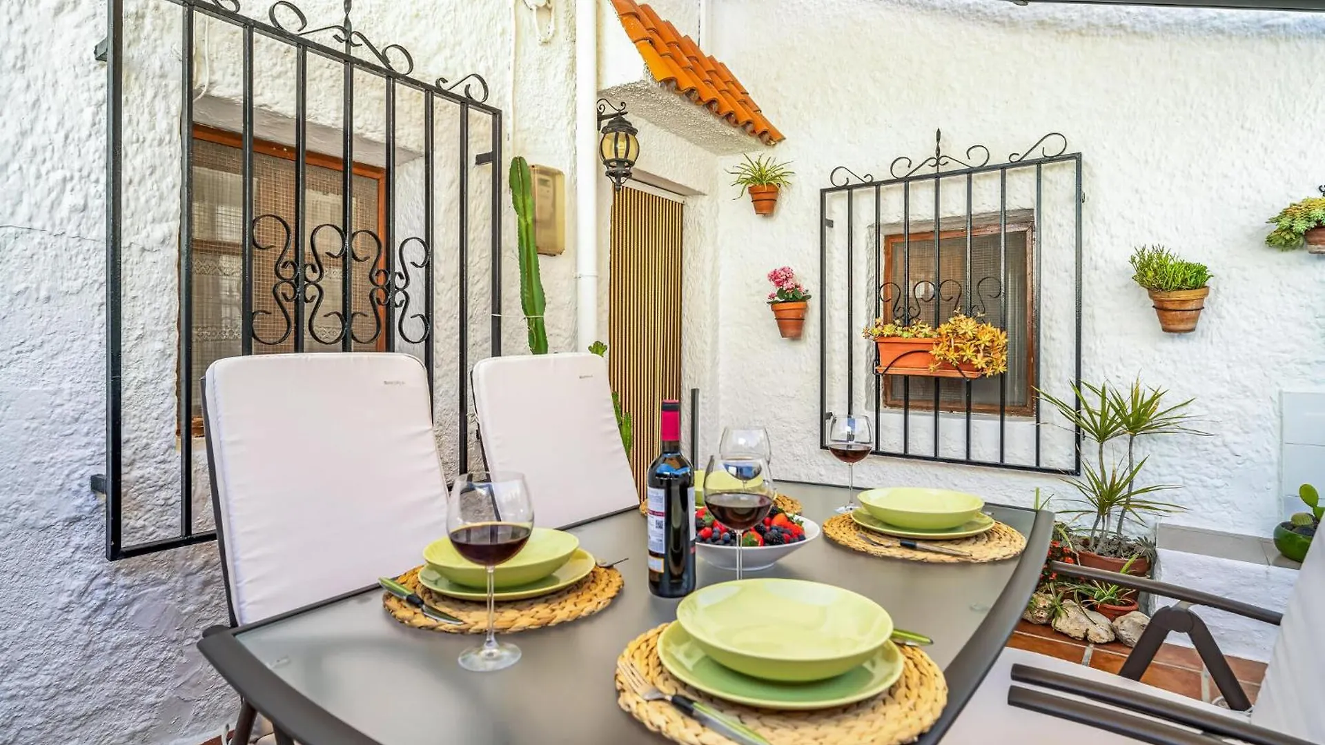 Cozy Apartment In Hortichuelas With Kitchenette Las Hortichuelas Bajas Spain