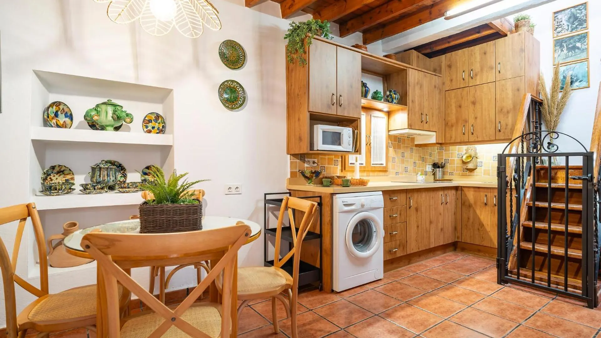 Cozy Apartment In Hortichuelas With Kitchenette Las Hortichuelas Bajas