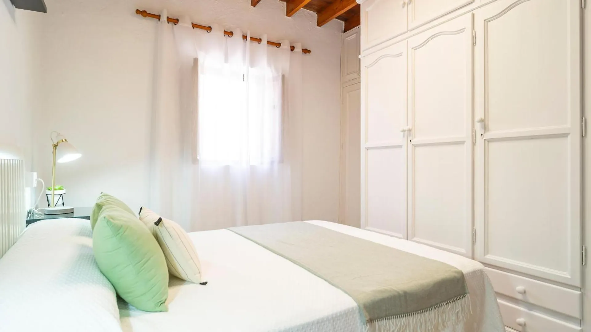 Cozy Apartment In Hortichuelas With Kitchenette Las Hortichuelas Bajas