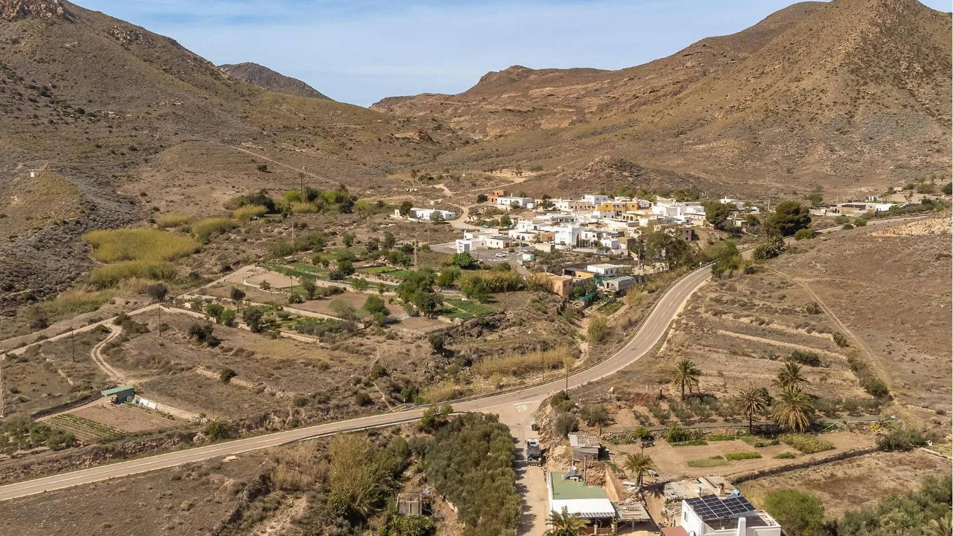 Cozy Apartment In Hortichuelas With Kitchenette Las Hortichuelas Bajas Spain